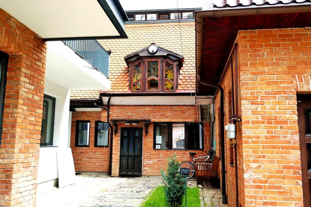 Romana Boutique Bukares Bagian luar foto