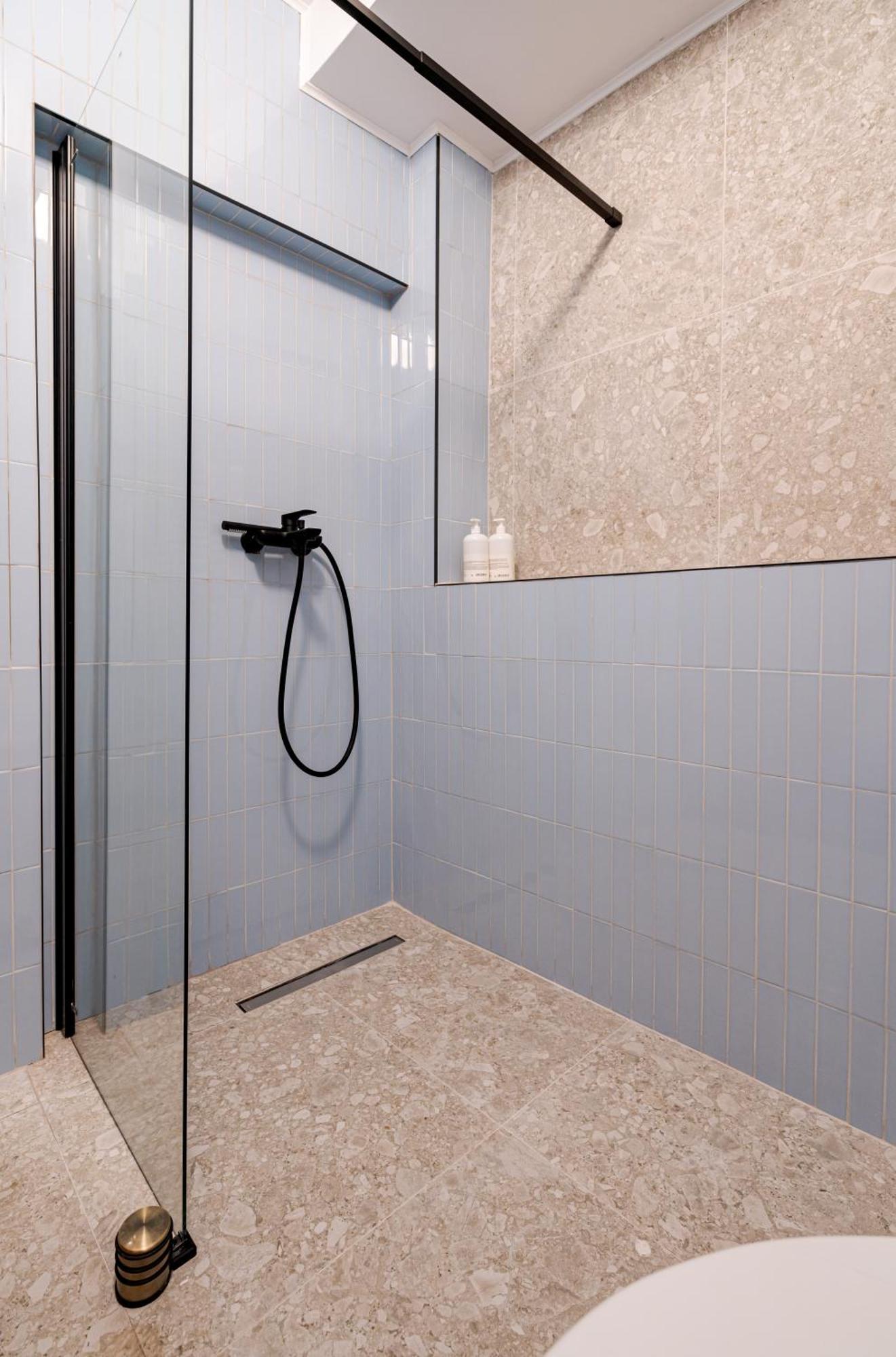 Romana Boutique Bukares Bagian luar foto