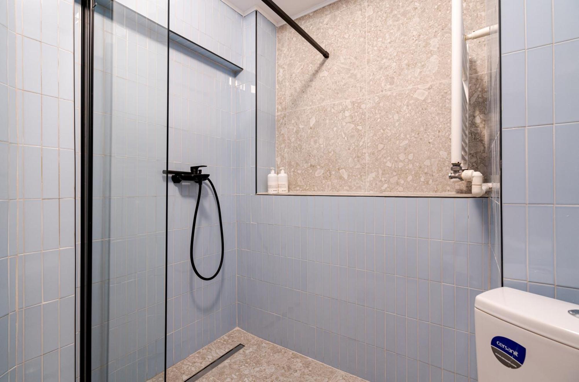 Romana Boutique Bukares Bagian luar foto