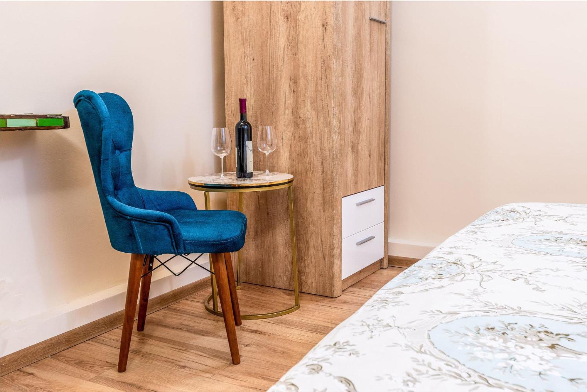 Romana Boutique Bukares Bagian luar foto