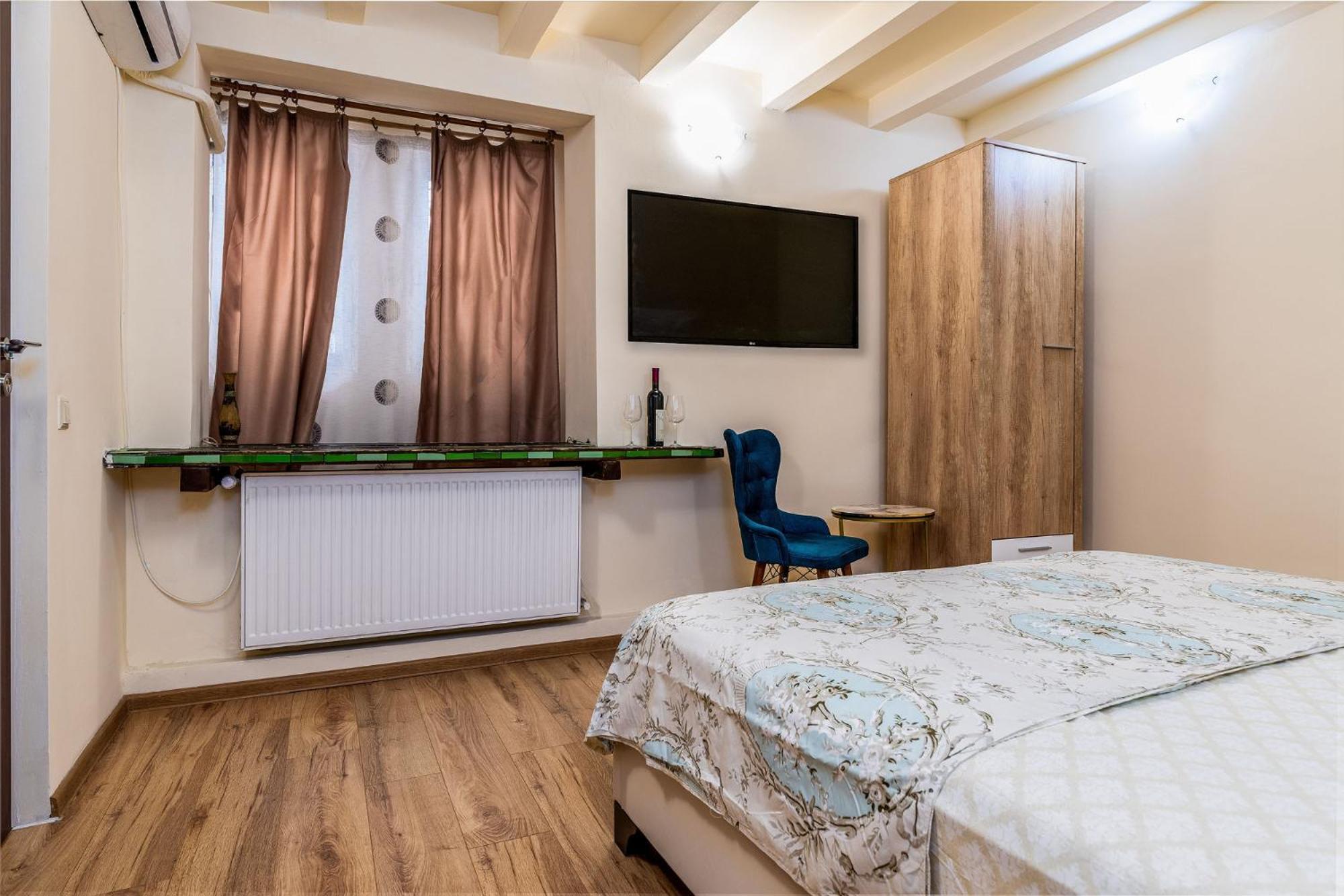 Romana Boutique Bukares Bagian luar foto